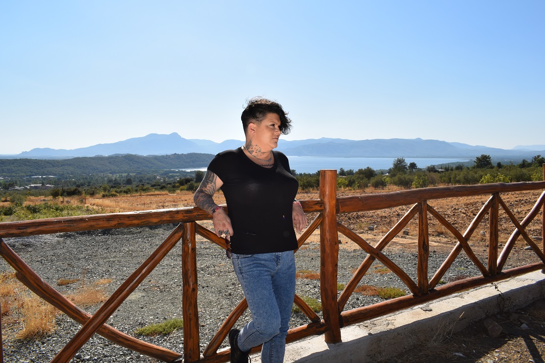 Türkiye’de ilk defa ‘panik butonu’ verilen transseksüel Marmaris’te