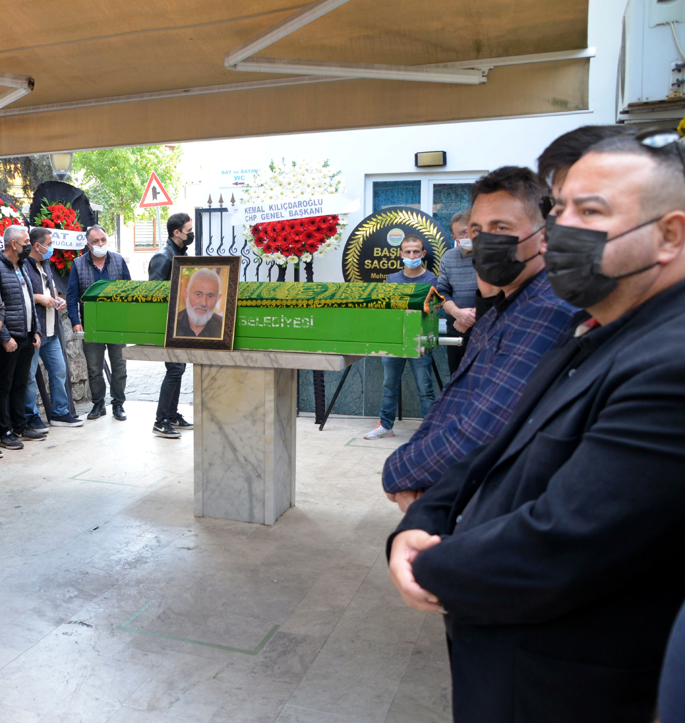 Ağaç kesmedim diyen Ali Ağaoğlu’na ithaf olunur!