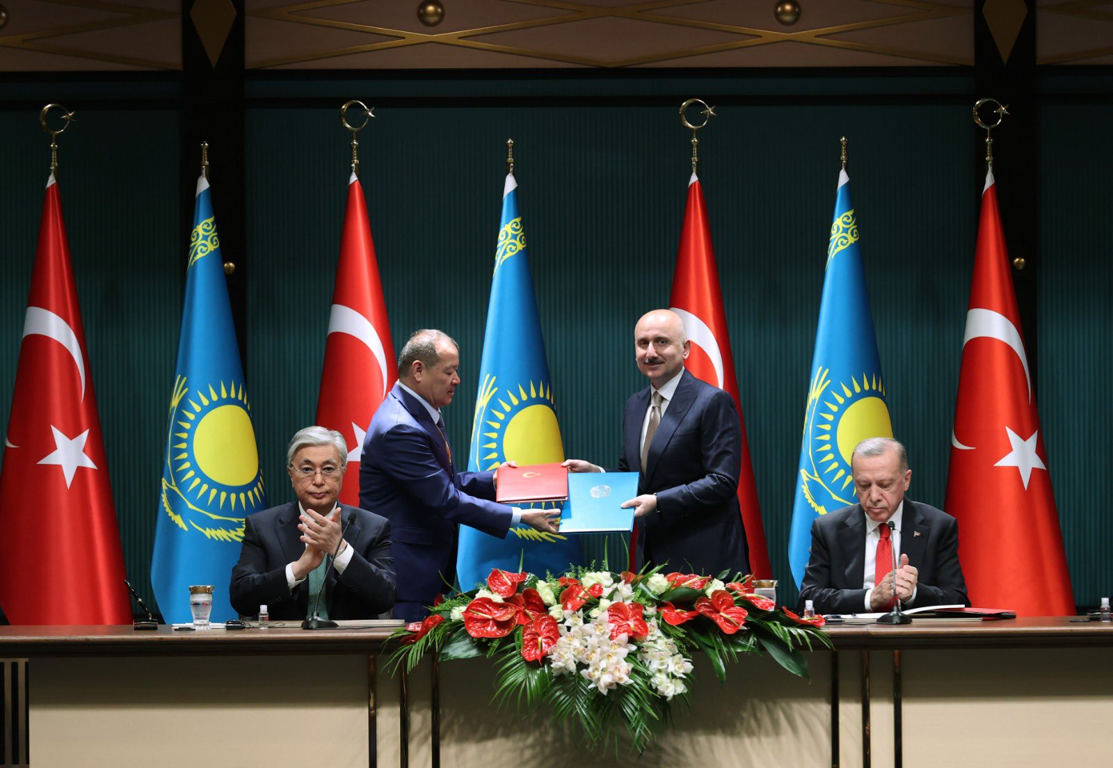 Milli İrade Savunucularına Teşekkür Plâket