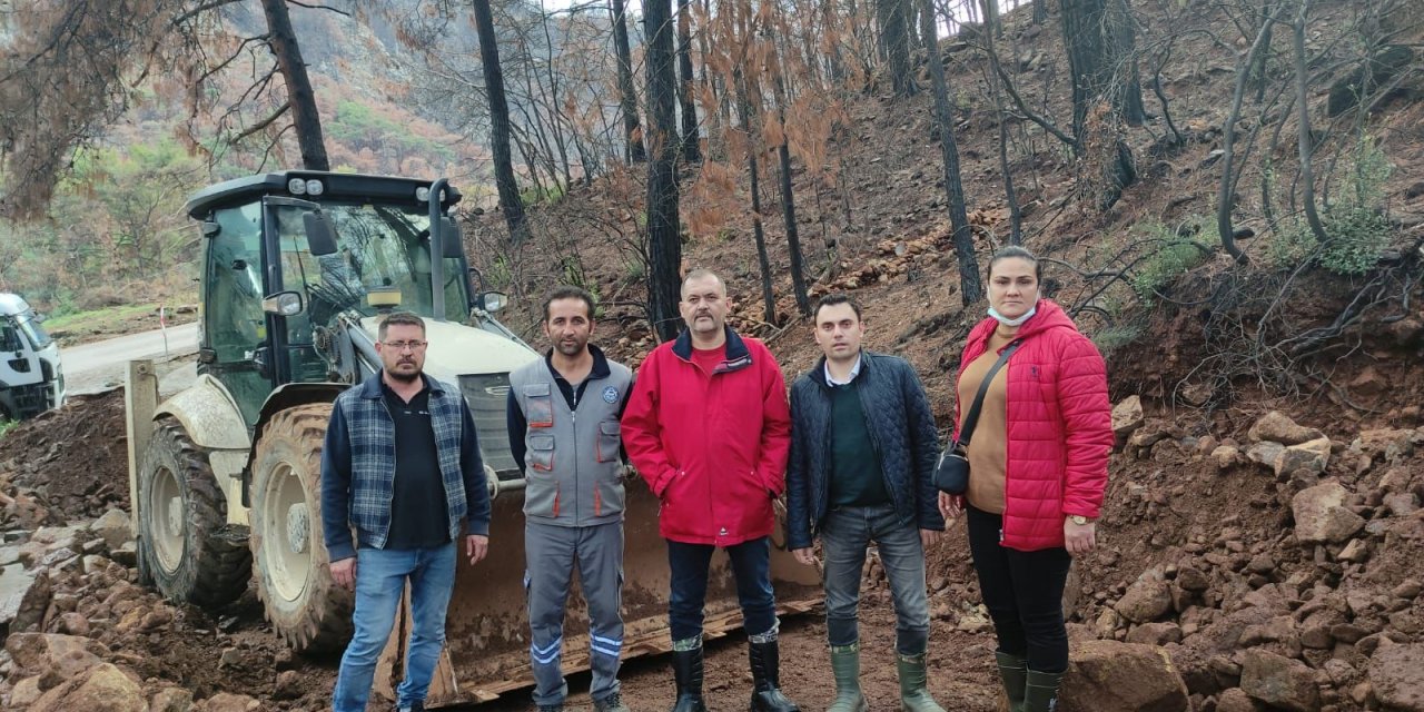 Fotoğraftaki ünlüyü bulun